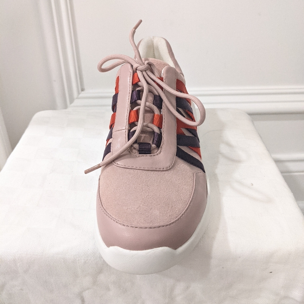 NWOT suede sneakers by Kenneth Cole - Picture 3 of 12